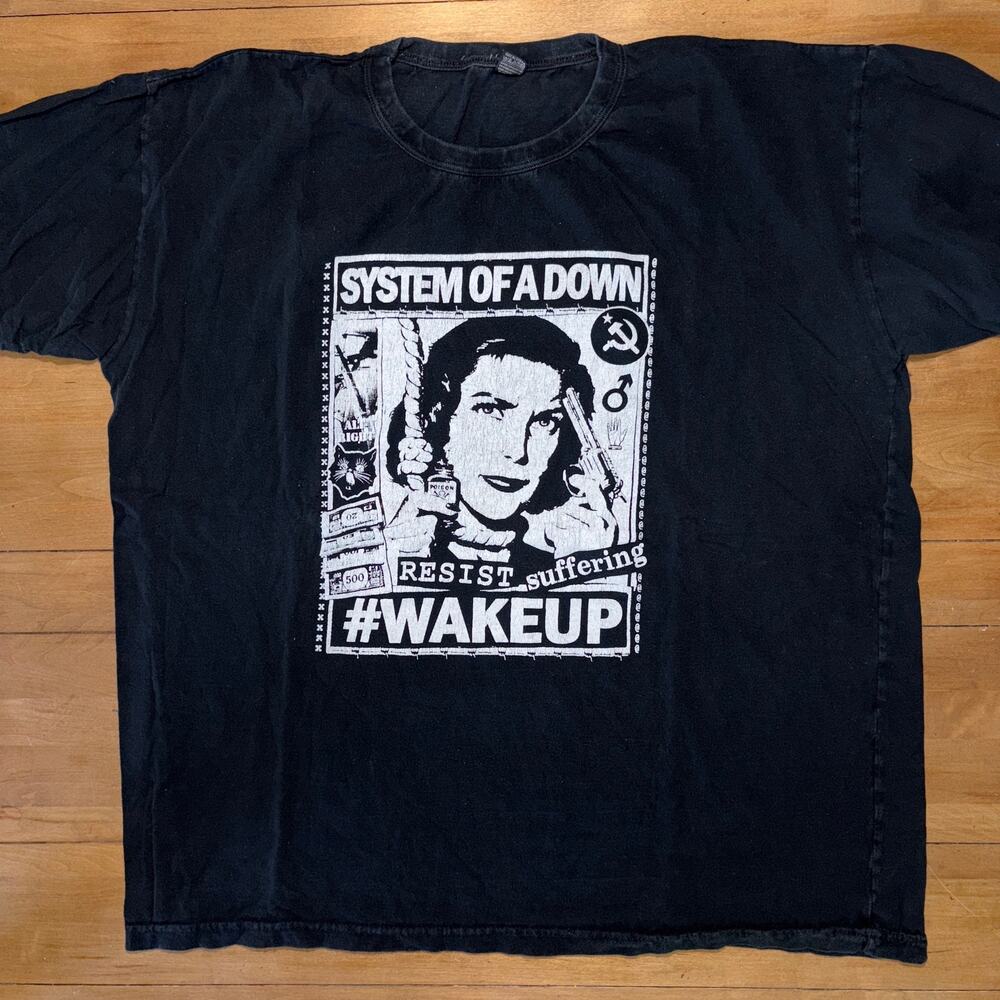 Vintage System of a Down "Wake Up" Band T-Shirt parking lot faded tagged size 8